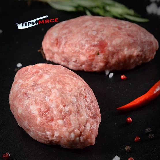Котлета фермерская из свинины мраморных пород 